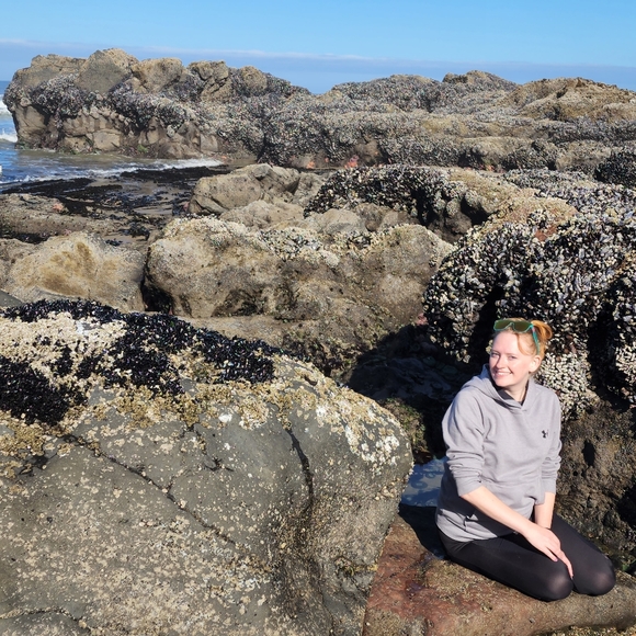 Meet your Posher, Kelsey - Picture 5 of 8